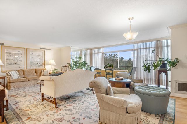 1414 Continental Drive 606, Chattanooga, TN 37405