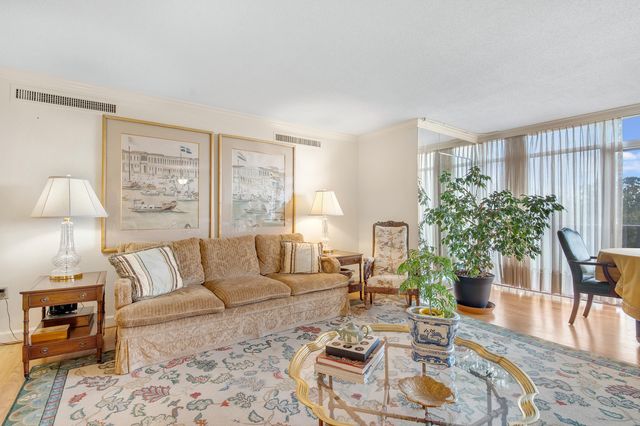 1414 Continental Drive 606, Chattanooga, TN 37405