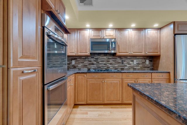 52 Rayburn Rd, Belmont, MA 02478