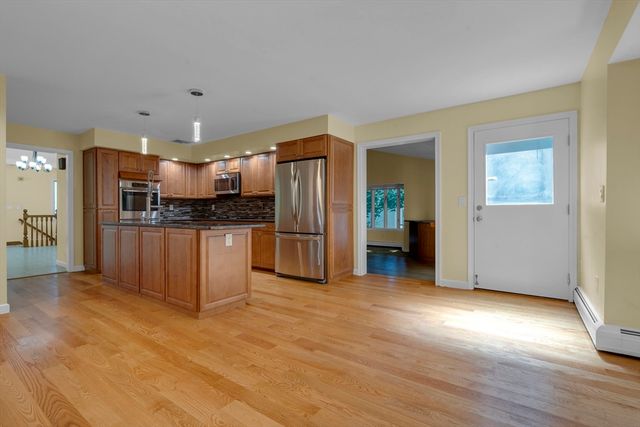 52 Rayburn Rd, Belmont, MA 02478
