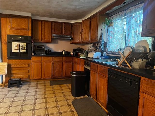 73 Benedict Street, Providence, RI 02907