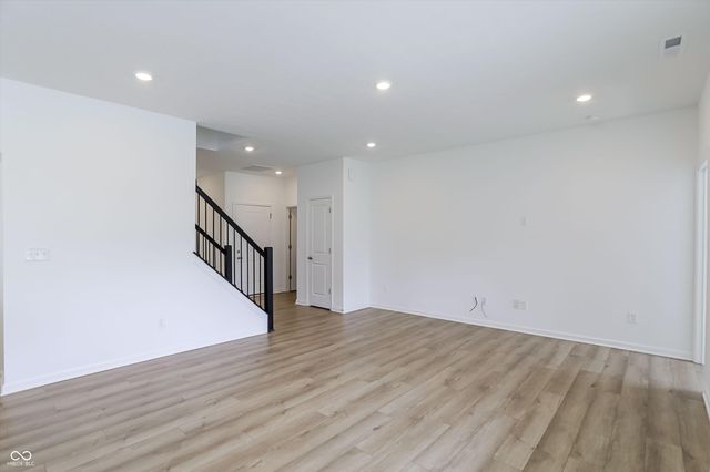 489 Grenada Knoll, Westfield, IN 46074