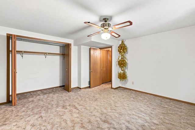 117 Manor COURT, Slinger, WI 53086