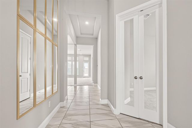 19226 Bluewater Terrace Drive, Manvel, TX 77578