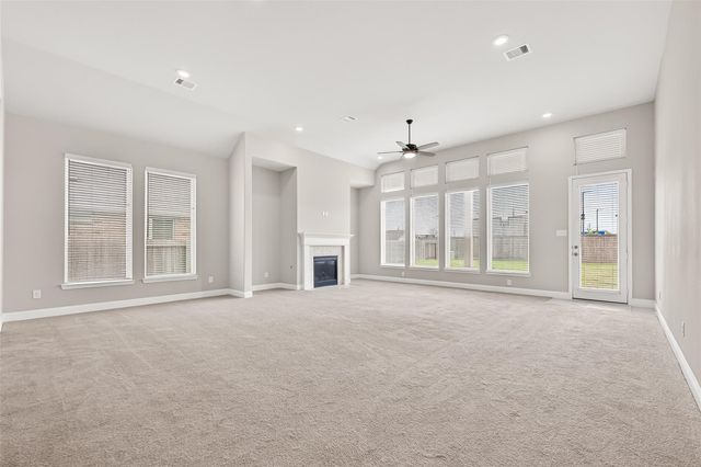 19226 Bluewater Terrace Drive, Manvel, TX 77578