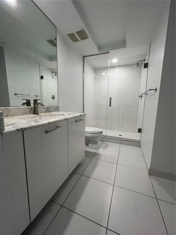 55 SE 6th St 2307, Miami, FL 33131