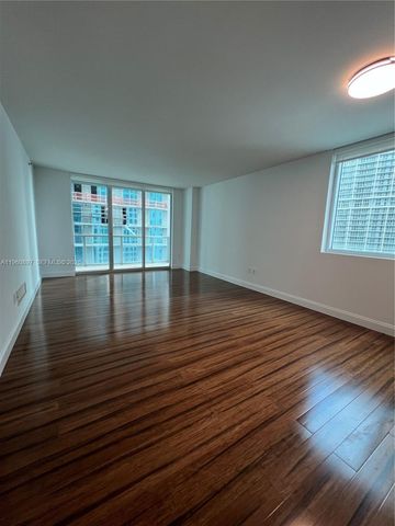 55 SE 6th St 2307, Miami, FL 33131