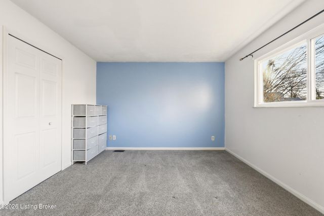 6310 Park Rd, Crestwood, KY 40014