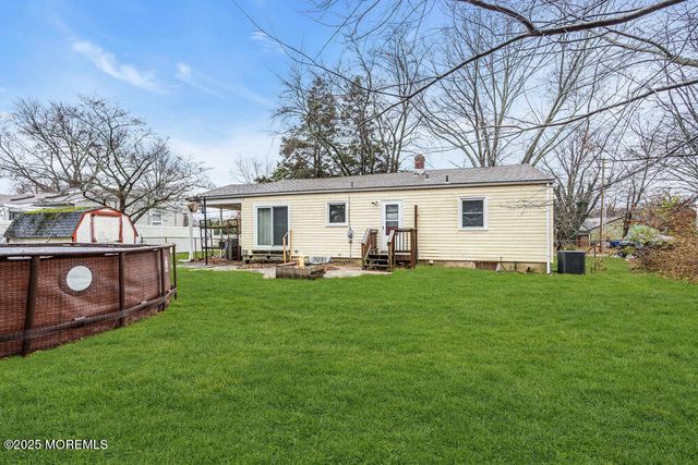 987 Grace Drive, Toms River, NJ 08753