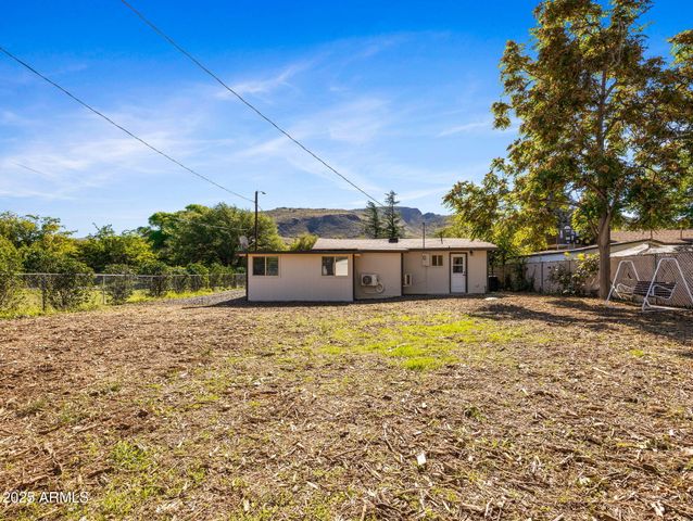 22490 S Luna Way, Yarnell, AZ 85362