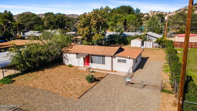 22490 S Luna Way, Yarnell, AZ 85362