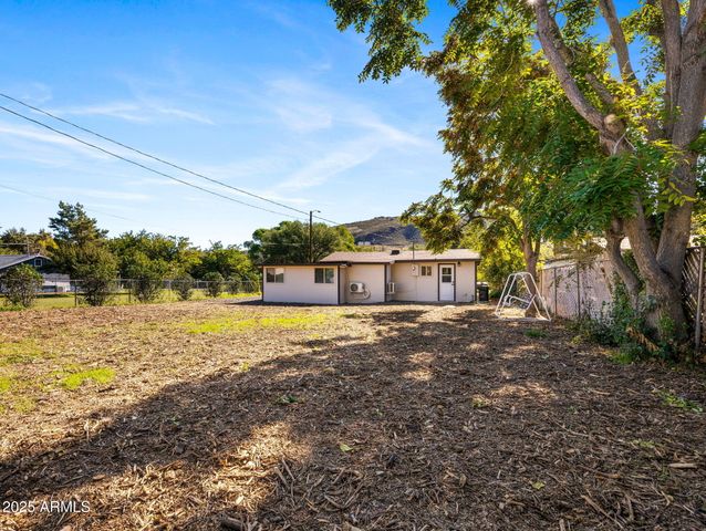 22490 S Luna Way, Yarnell, AZ 85362