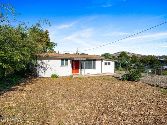 22490 S Luna Way, Yarnell, AZ 85362