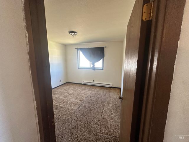 807 20th Ave. E., Jerome, ID 83338