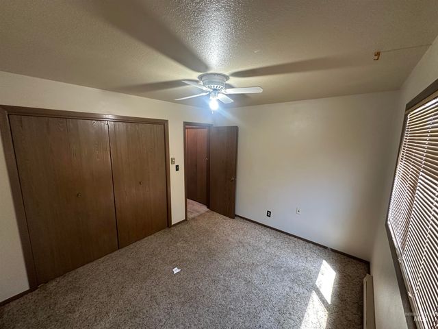 807 20th Ave. E., Jerome, ID 83338