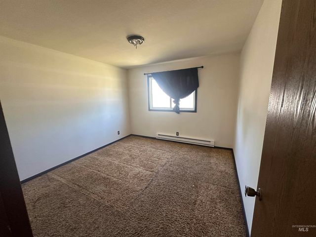 807 20th Ave. E., Jerome, ID 83338