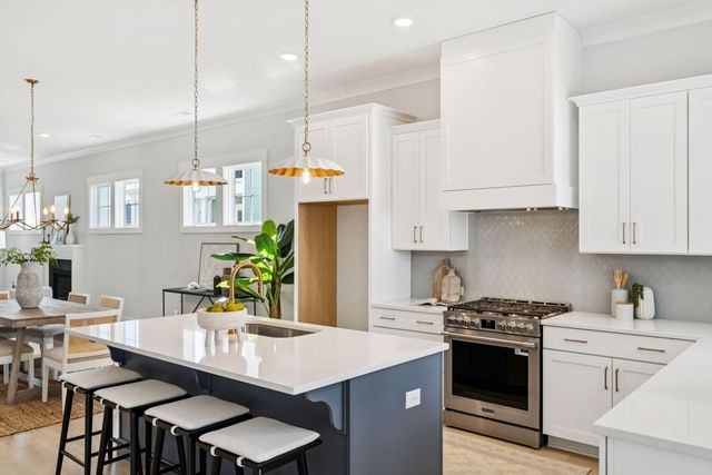 822 Gentle Breeze Drive, Summerville, SC 29486