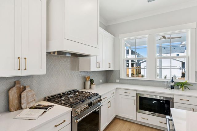 822 Gentle Breeze Drive, Summerville, SC 29486