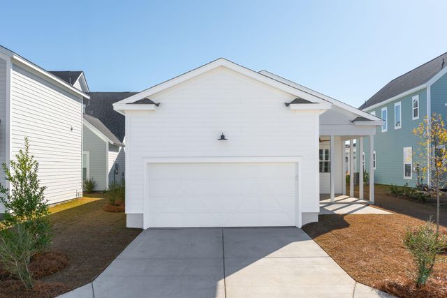 822 Gentle Breeze Drive, Summerville, SC 29486