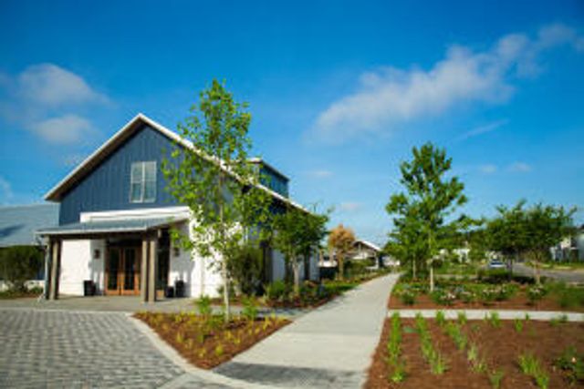 822 Gentle Breeze Drive, Summerville, SC 29486