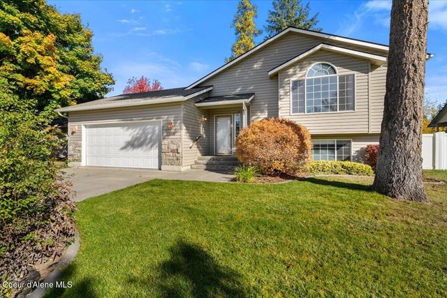 1232 W Edgewood CIR, Coeur d'Alene, ID 83815 property photo