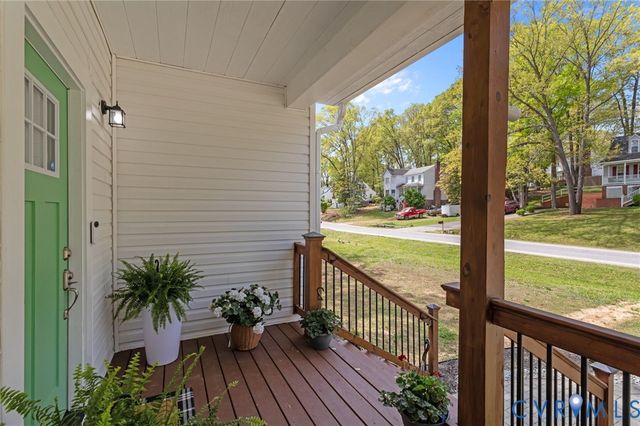 2701 Perdue Ave, Chester, VA 23831
