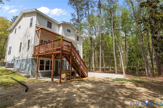 2701 Perdue Ave, Chester, VA 23831