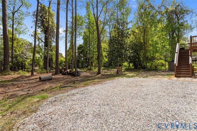 2701 Perdue Ave, Chester, VA 23831