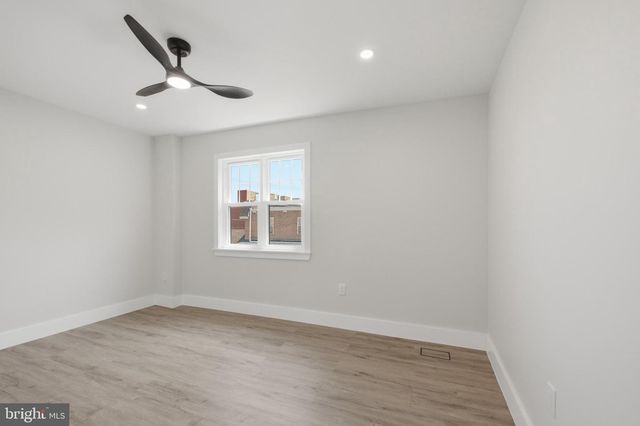861 N 7TH ST, Philadelphia, PA 19123