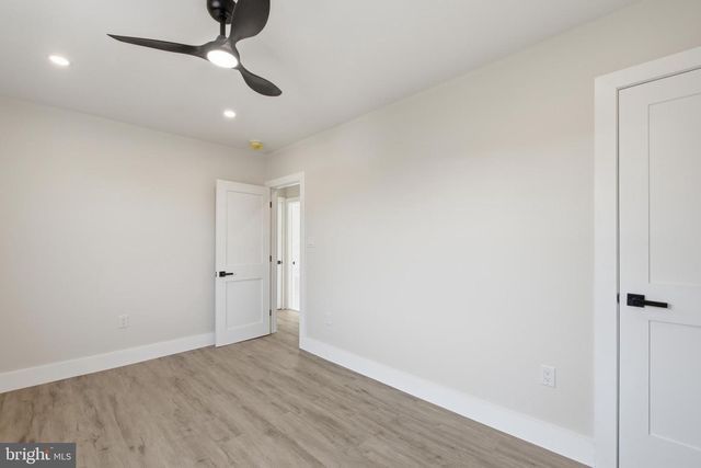 861 N 7TH ST, Philadelphia, PA 19123