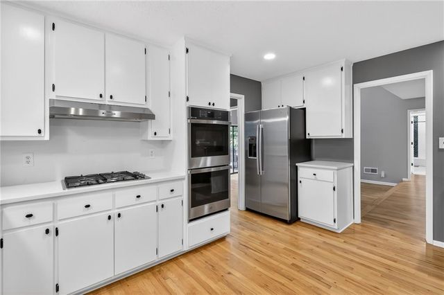 505 Woodman Place, Roswell, GA 30076
