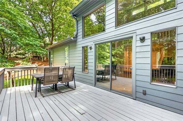 505 Woodman Place, Roswell, GA 30076