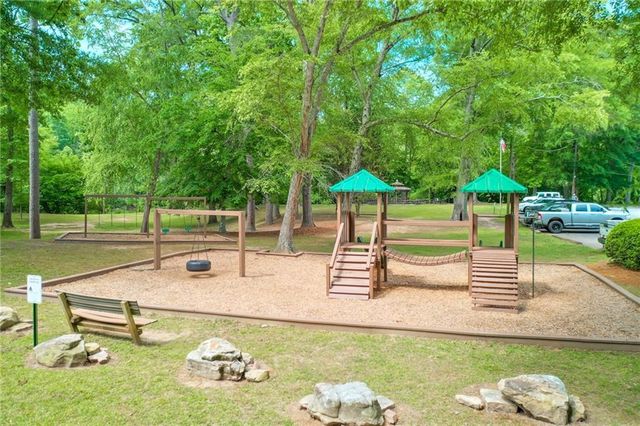 505 Woodman Place, Roswell, GA 30076