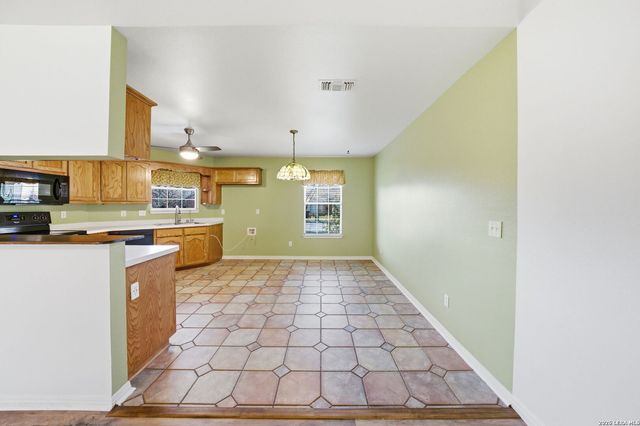 1337 Pecan Arbor, New Braunfels, TX 78130