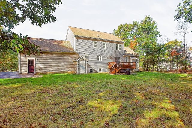 115 Northridge Dr, East Bridgewater, MA 02333