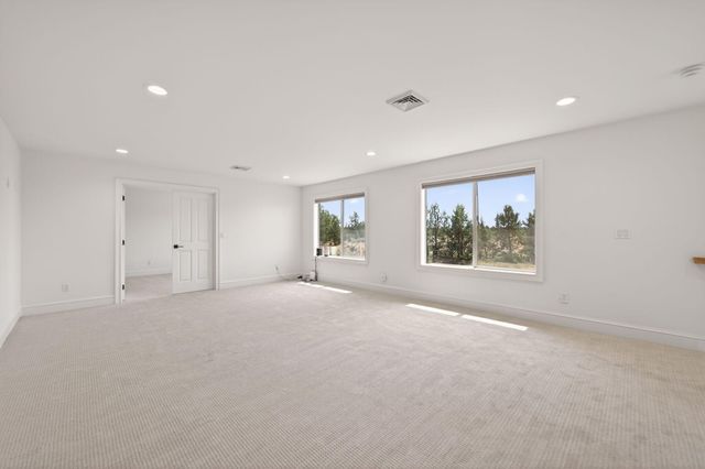 20180 Winston Loop, Bend, OR 97703