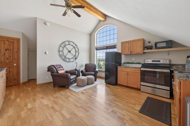 20180 Winston Loop, Bend, OR 97703
