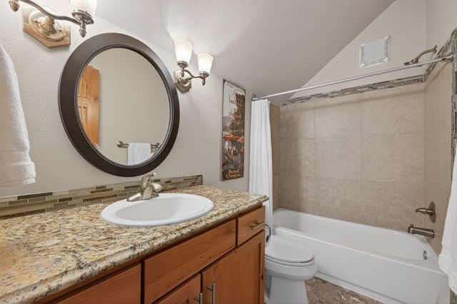 20180 Winston Loop, Bend, OR 97703