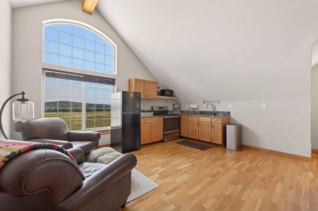 20180 Winston Loop, Bend, OR 97703