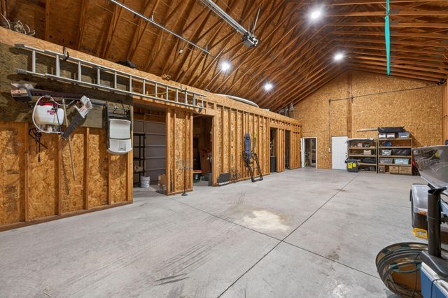 20180 Winston Loop, Bend, OR 97703