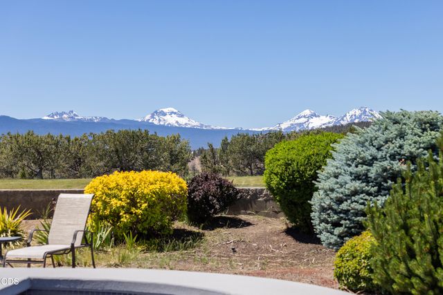 20180 Winston Loop, Bend, OR 97703