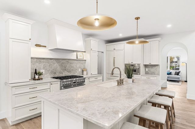 2 Cynthia Circle, Wenham, MA 01984
