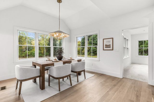 2 Cynthia Circle, Wenham, MA 01984