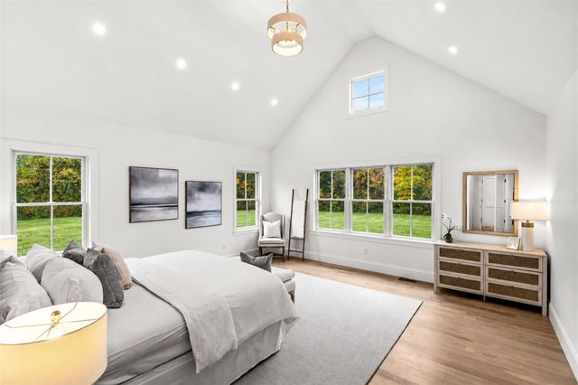2 Cynthia Circle, Wenham, MA 01984