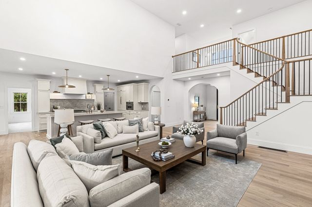 2 Cynthia Circle, Wenham, MA 01984