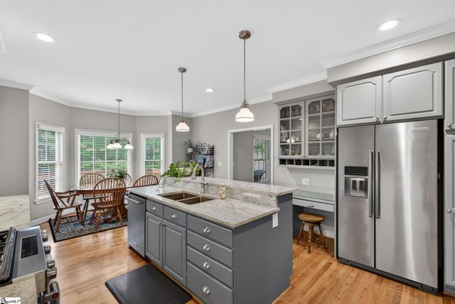 102 Glenbriar Court, Simpsonville, SC 29681