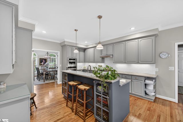 102 Glenbriar Court, Simpsonville, SC 29681