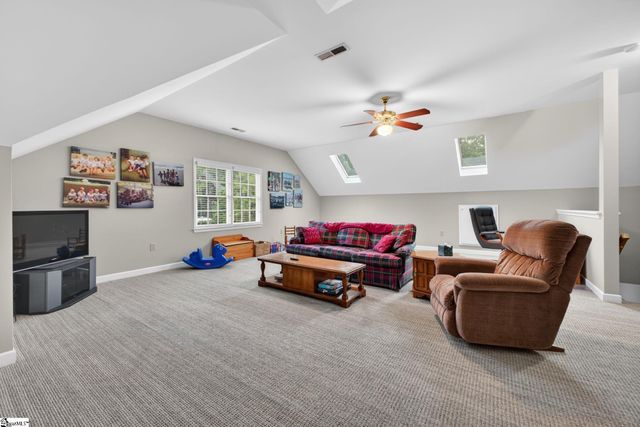 102 Glenbriar Court, Simpsonville, SC 29681