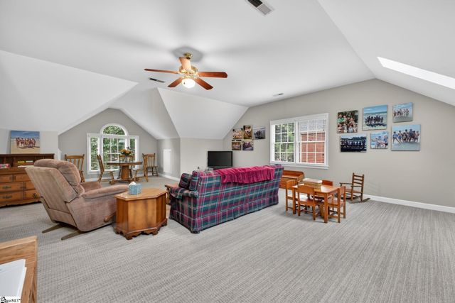 102 Glenbriar Court, Simpsonville, SC 29681