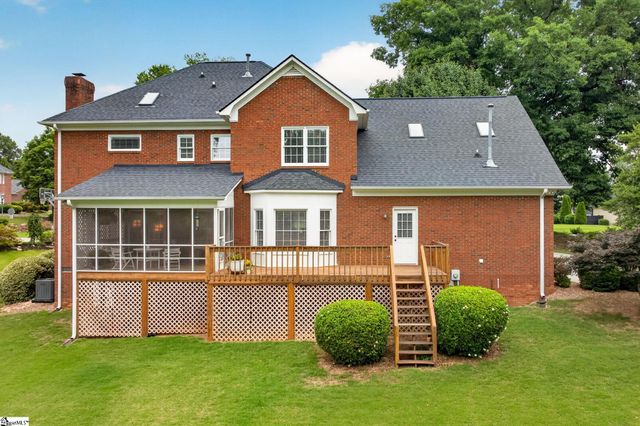 102 Glenbriar Court, Simpsonville, SC 29681
